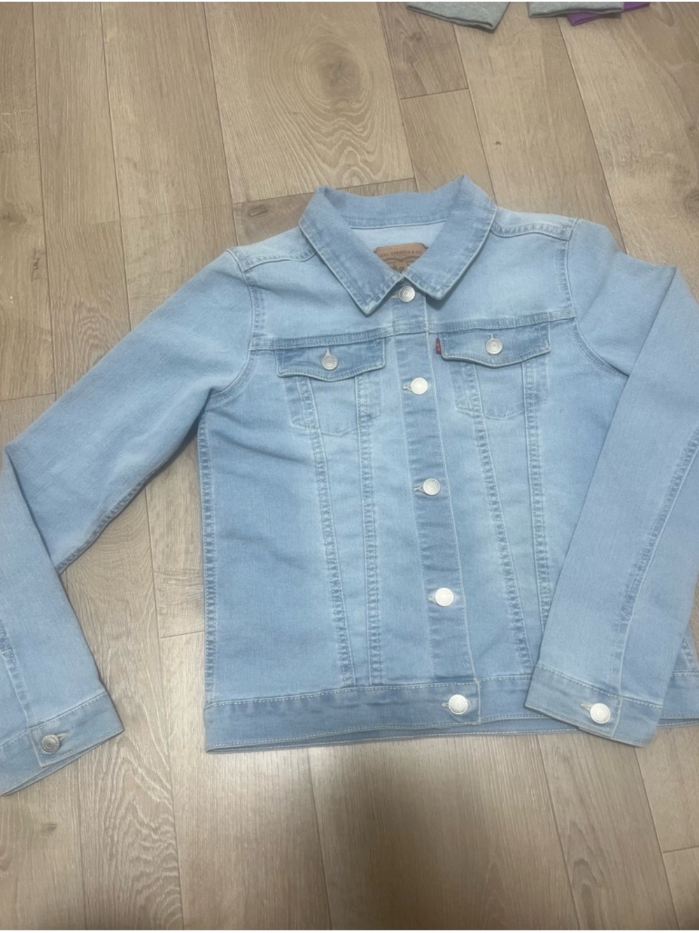 2/$30-LikeNew Levi's LightBlue KidsDenim JeanJacket-Button look Front size14-16